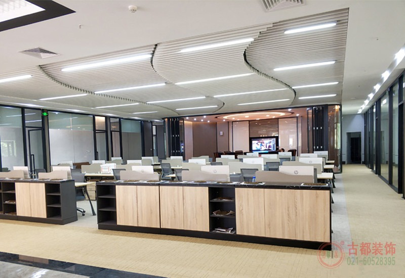 浦东富源置地广场420平办公室装修