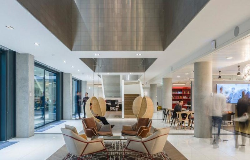 时尚广告营销公司装修设计