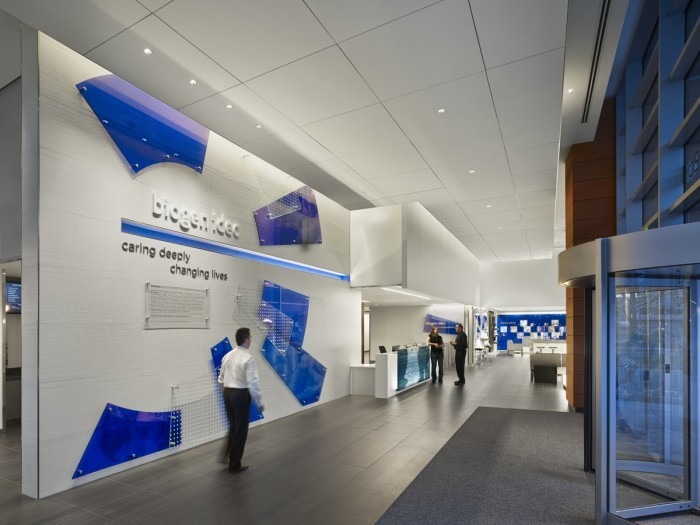 现代时尚房地产公司装修设计