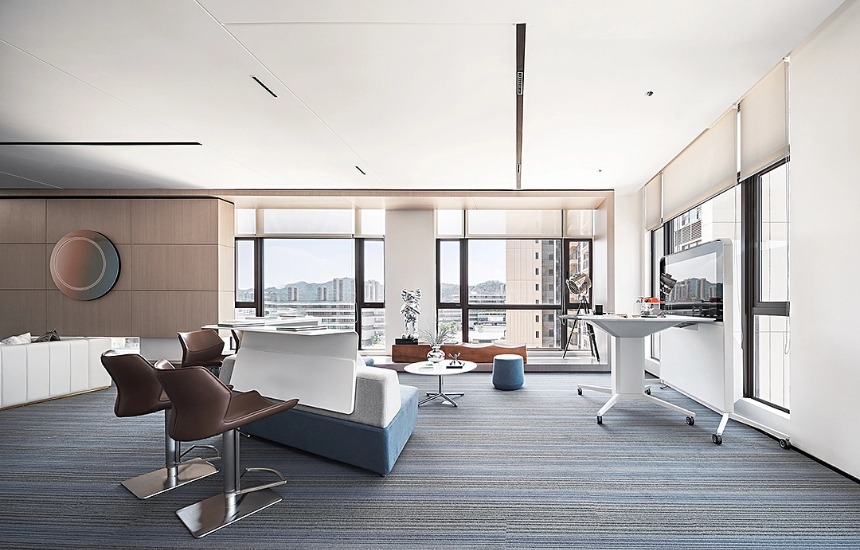 现代化厂房式办公室装修设计布局效果