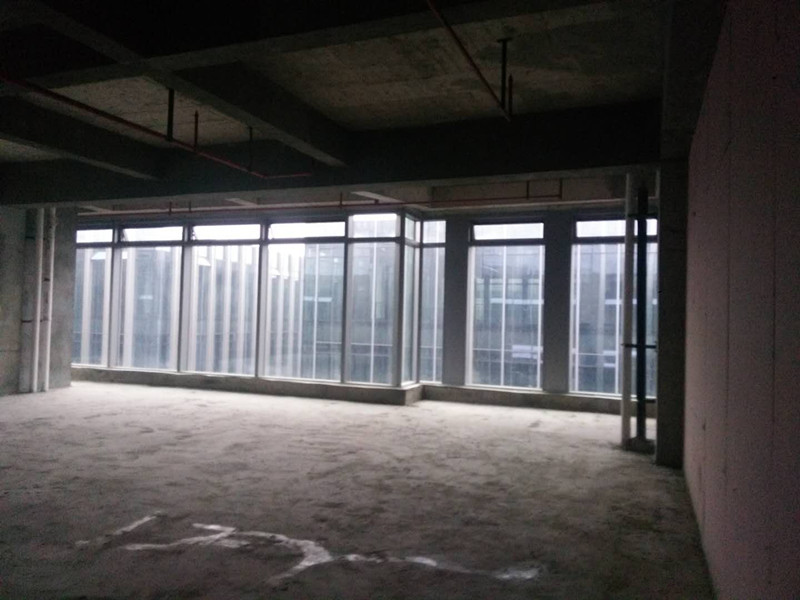 上海中骏广场办公室施工阶段,第1张