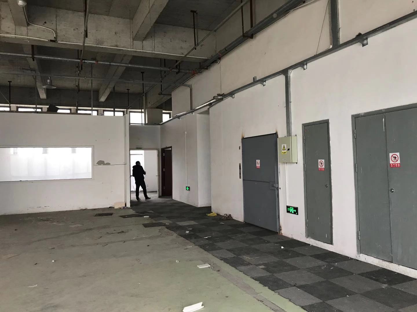 上海松江700平米厂房装修设计（前期量房现场）,第4张
