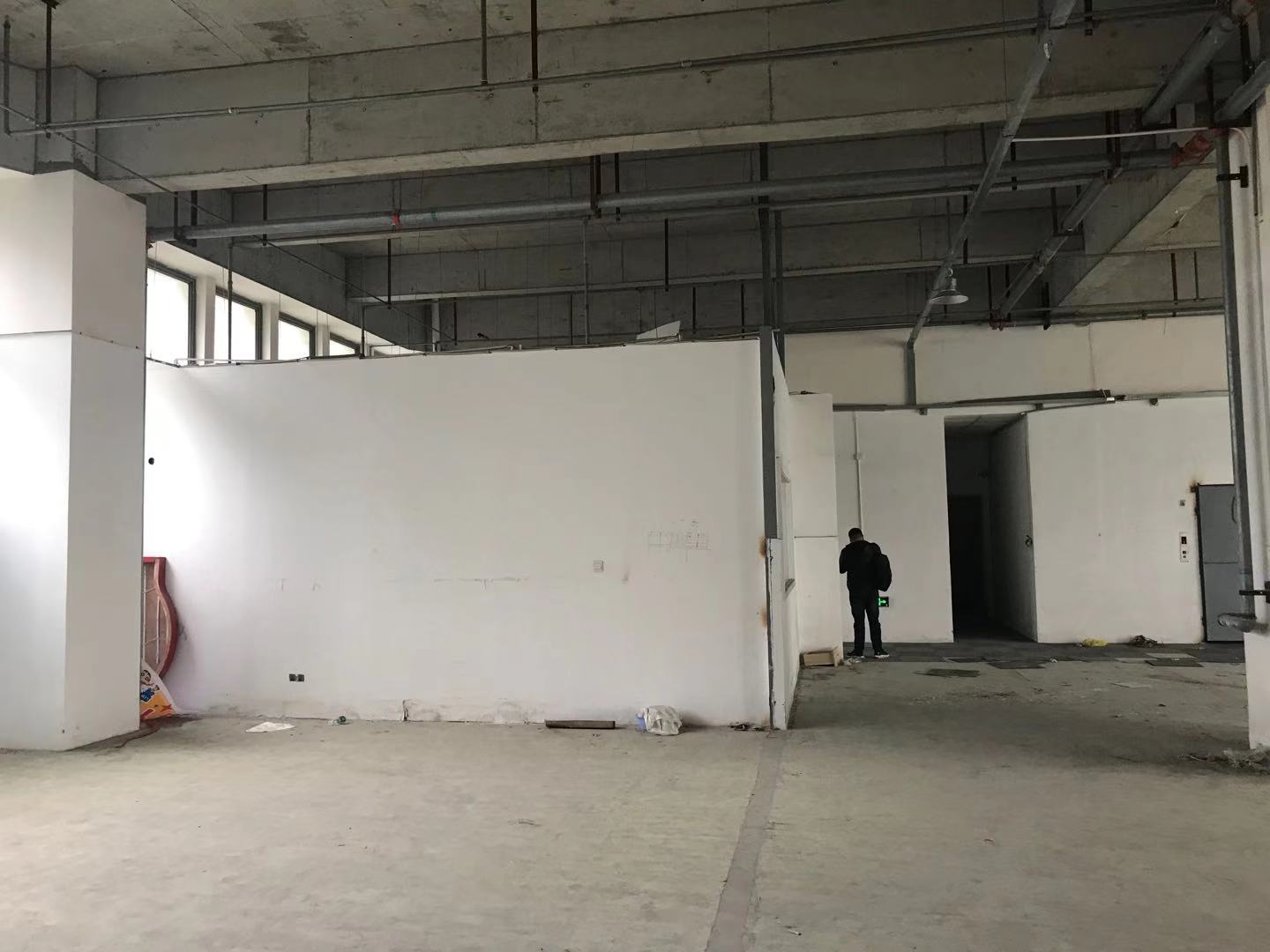 上海松江700平米厂房装修设计（前期量房现场）,第1张