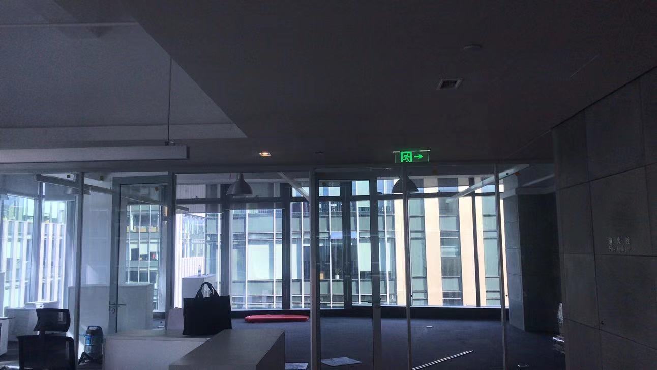 闵行申长路中骏广场精装办公楼改造施工,第4张