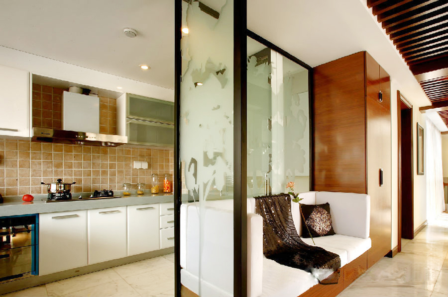 厨房隔断设计图片大全（让你的厨房变得更美观实用）,厨房隔断设计图片大全（让你的厨房变得更美观实用）,第3张