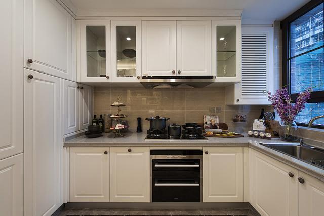 墙面发霉怎么办？一招搞定，告别霉菌困扰,墙面发霉怎么办？一招搞定，告别霉菌困扰,第1张