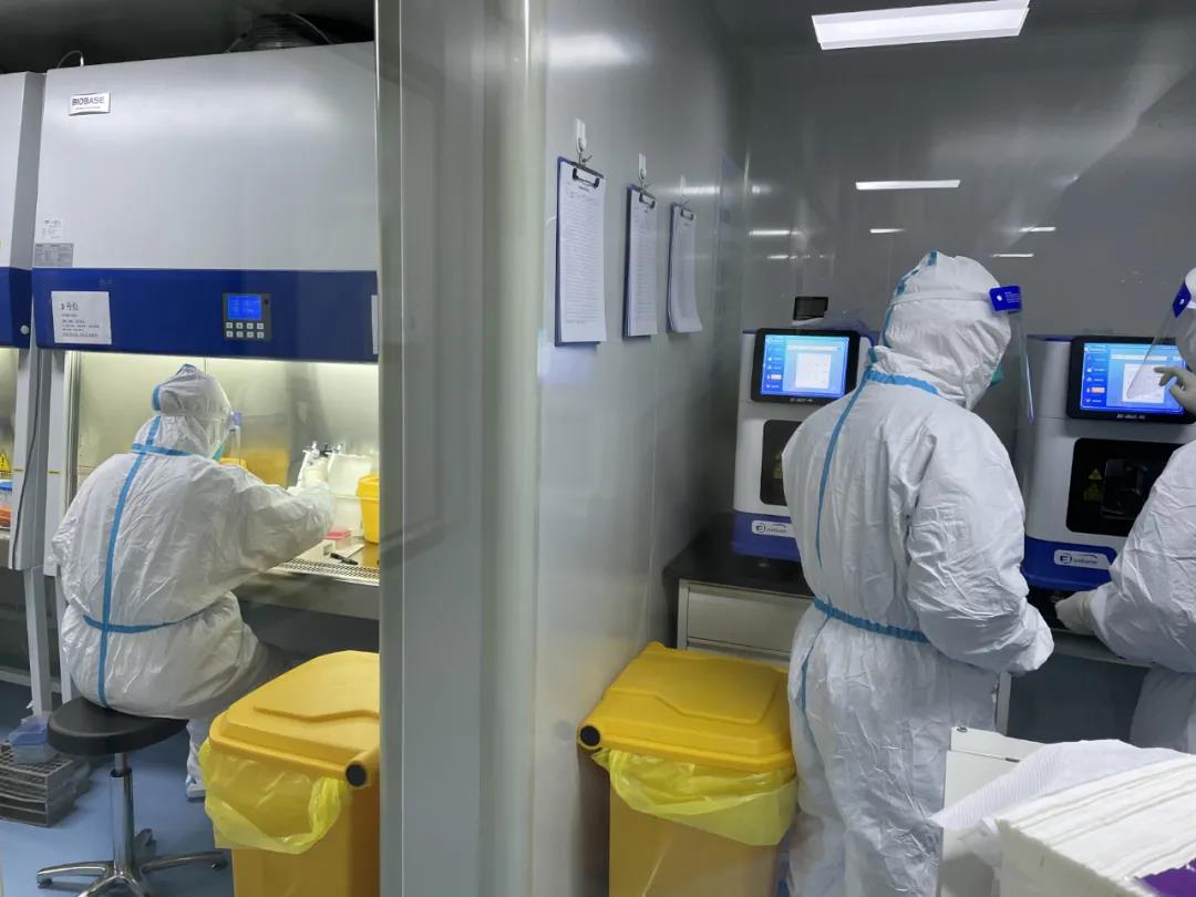 双层实木床价格及图片大全集，如何挑选最适合自己的床款？,双层实木床价格及图片大全集，如何挑选最适合自己的床款？,第3张