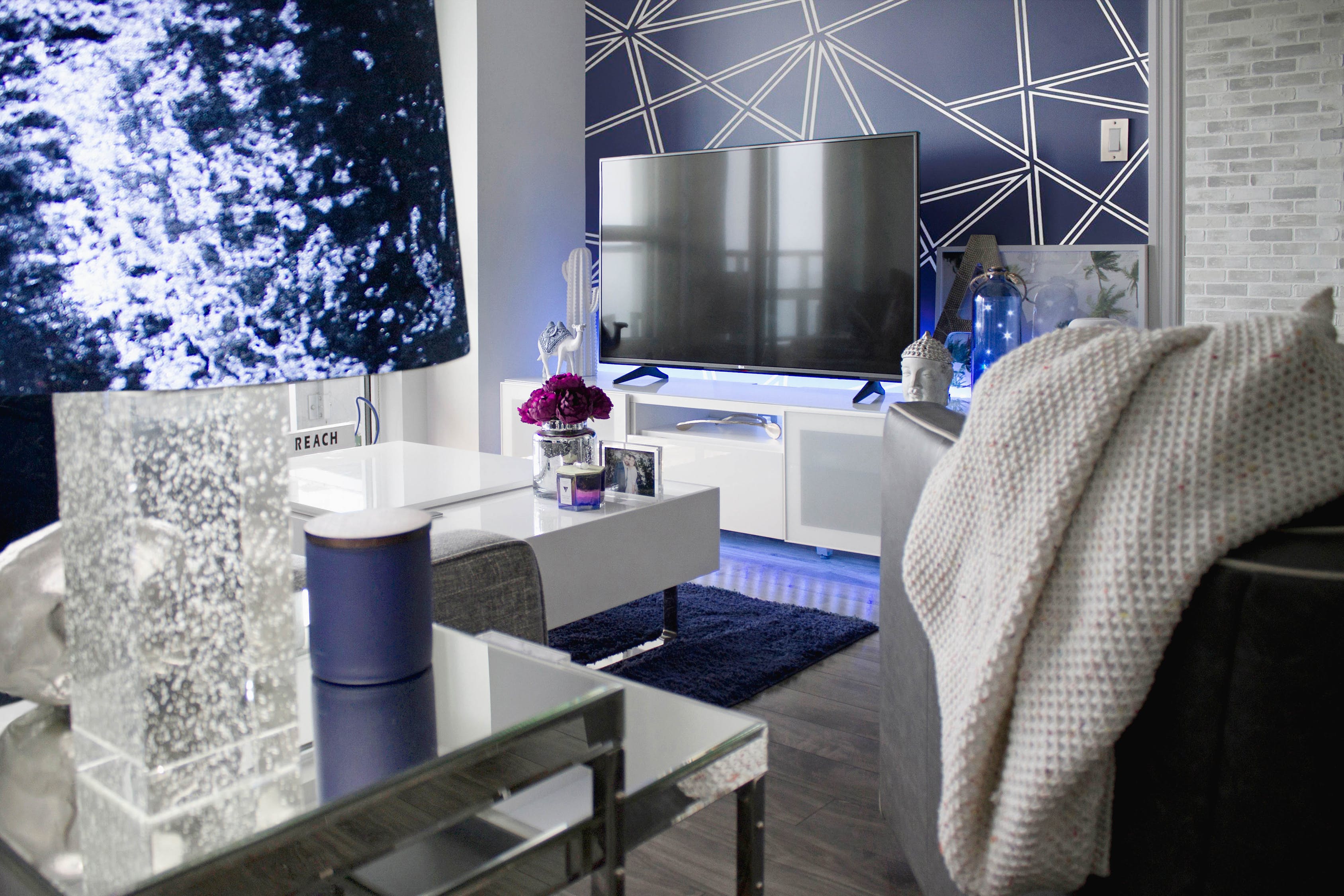 办公室磨砂玻璃隔断的优势与应用（让你的工作空间更加舒适与私密）,办公室磨砂玻璃隔断的优势与应用（让你的工作空间更加舒适与私密）,第2张