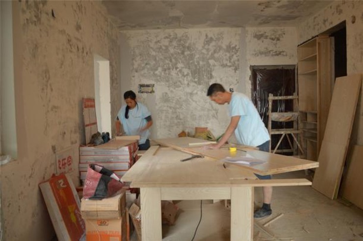 如何找到靠谱的展柜厂家？这附近有哪些值得信赖的厂家推荐？,如何找到靠谱的展柜厂家？这附近有哪些值得信赖的厂家推荐？,第1张