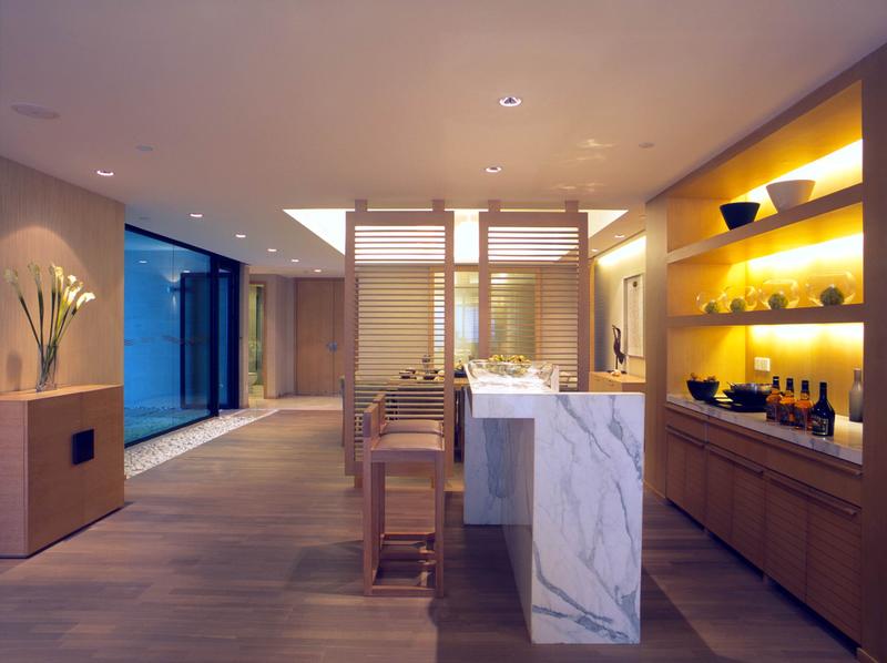 大衣柜柜门图片（欣赏大衣柜门设计的美图）,大衣柜柜门图片（欣赏大衣柜门设计的美图）,第1张