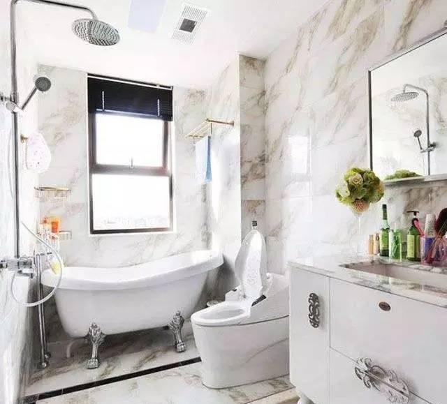 卫生间吊顶装修必备铝扣板吊顶的优势与选择技巧,卫生间吊顶装修必备铝扣板吊顶的优势与选择技巧,第3张