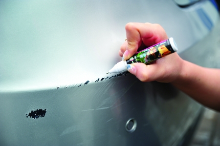 外墙装修喷漆和贴砖哪种更好？（专业人士的实用建议）,外墙装修喷漆和贴砖哪种更好？（专业人士的实用建议）,第2张