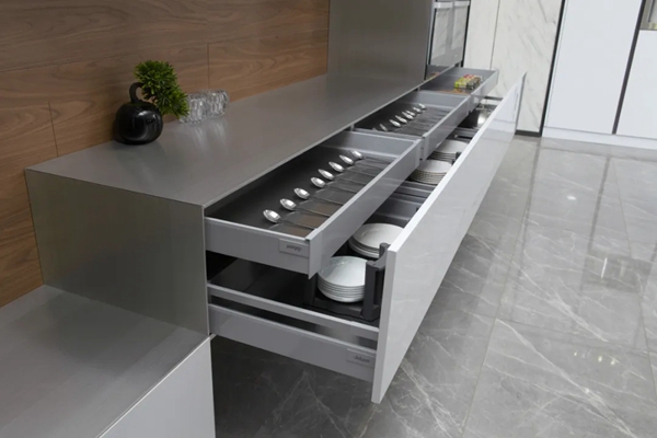 太空铝和不锈钢，哪个才是厨房中的不二选择？,太空铝和不锈钢，哪个才是厨房中的不二选择？,第1张