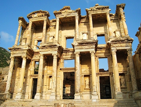 古罗马建筑揭秘古罗马建筑背后的科技奥秘,古罗马建筑揭秘古罗马建筑背后的科技奥秘,第2张