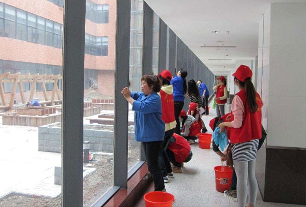 地毯清洗上门服务（专业清洗地毯，让家居更干净）,地毯清洗上门服务（专业清洗地毯，让家居更干净）,第2张