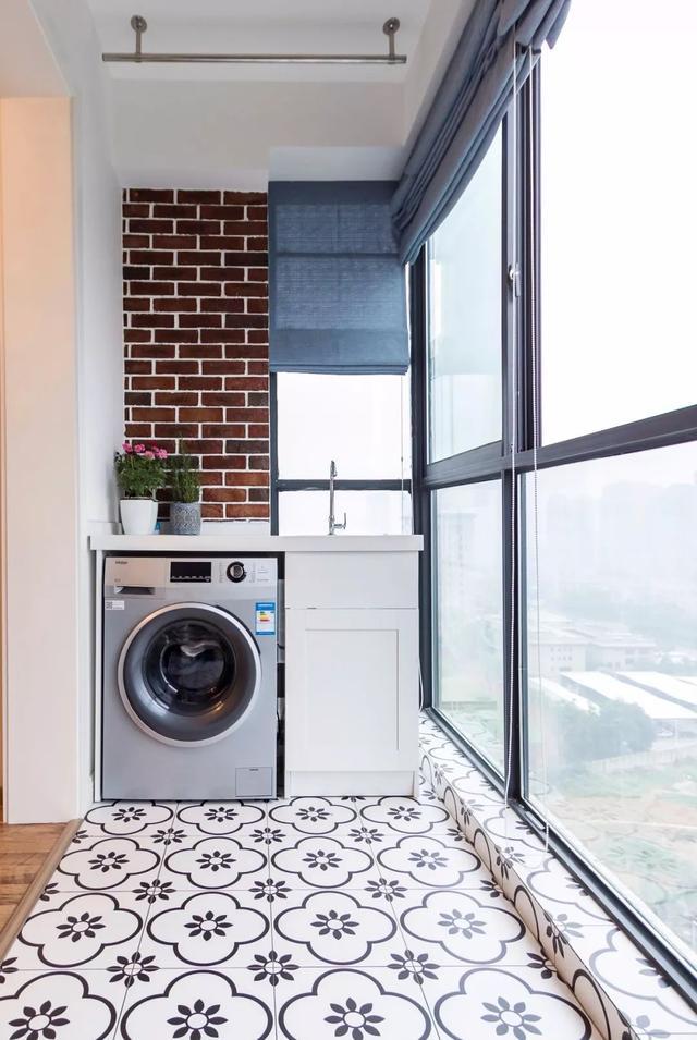 2021年最新阳台推拉门图片，让家更时尚,2021年最新阳台推拉门图片，让家更时尚,第2张