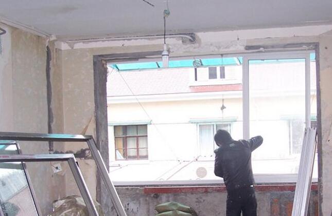 圆形吸顶灯拆卸图解及安装步骤,圆形吸顶灯拆卸图解及安装步骤,第1张