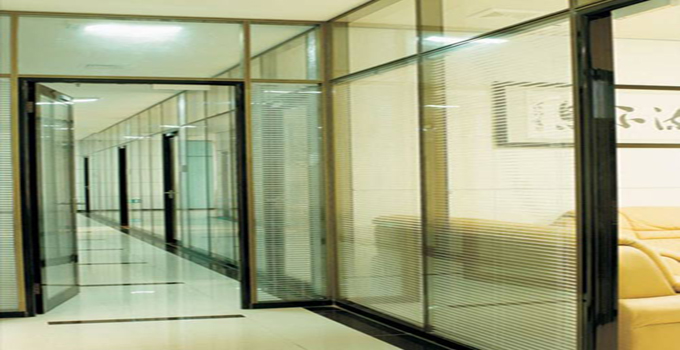 卫生间干湿分区隔断玻璃门的实用效果图解析,卫生间干湿分区隔断玻璃门的实用效果图解析,第2张