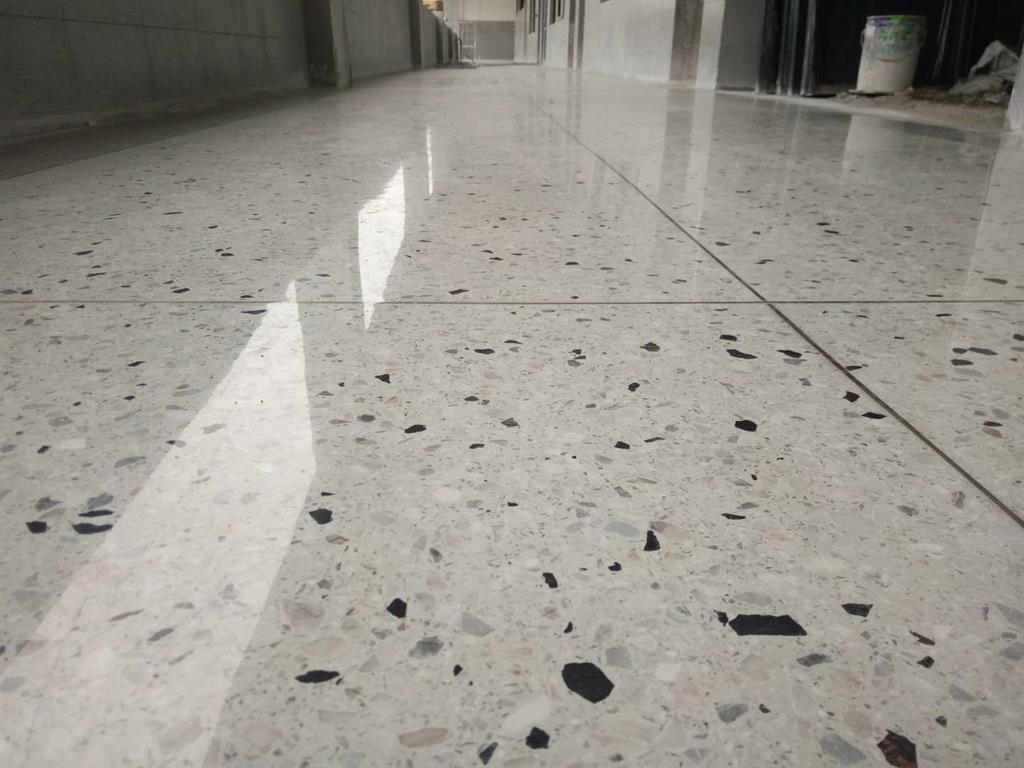 地面找平工艺流程揭秘，让你轻松打造平整美丽的地面,地面找平工艺流程揭秘，让你轻松打造平整美丽的地面,第2张